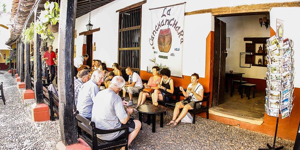 Cienfuegos, Trinidad con notte a  Topes de Collantes