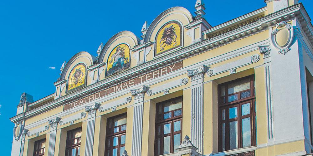 Cienfuegos, Trinidad con notte a  Topes de Collantes